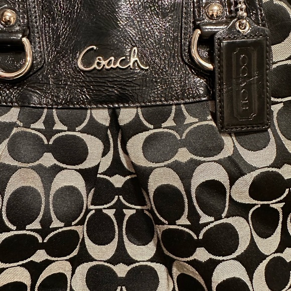 Coach Black and Gray Shoulder Bag - Picture 4 of 7